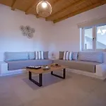 Mystic Horizon Mykonos Town